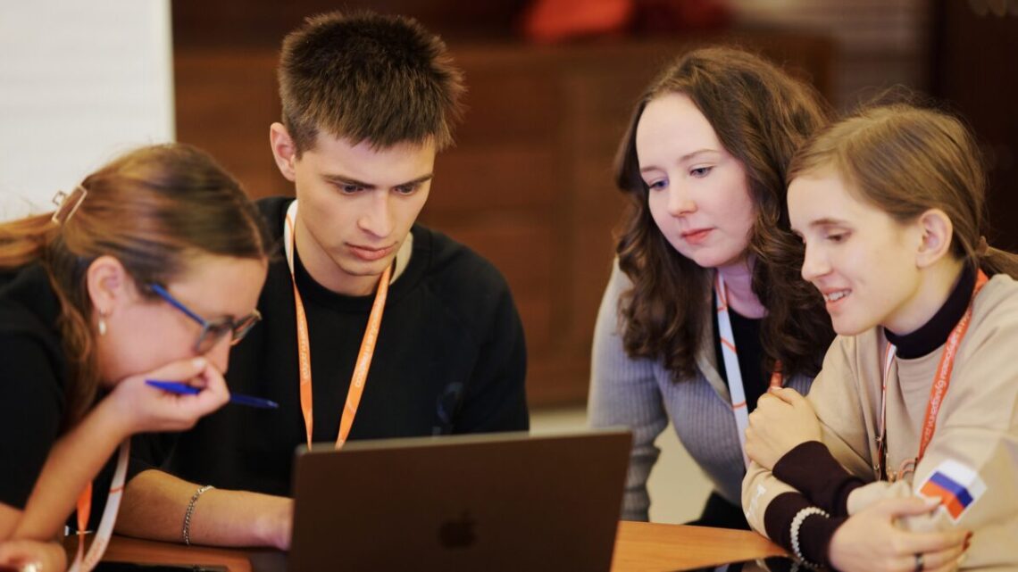 Как использовать ИИ в НКО: шаблоны для работы –