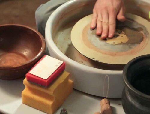 Рабочее место гончара: создаём глиняные изделия быстро и аккуратно.