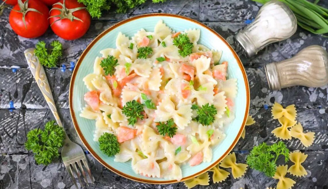 Паста с сёмгой в сливочном соусе: изысканный и нежный рецепт