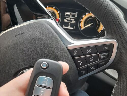 Ключи зажигания — перестали работать кнопки на родном брелке Lada Vesta NG — 25.03.24 21: 52 | Пикабу